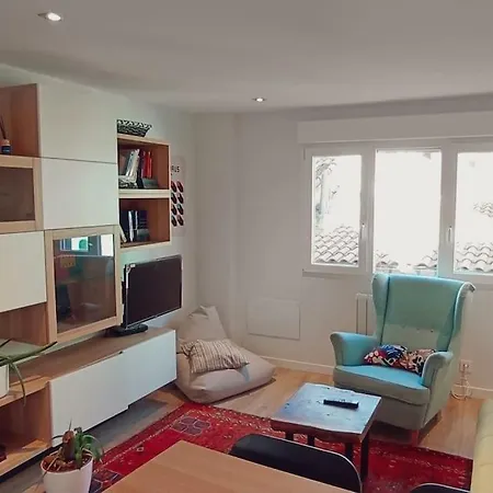 En El Centro De Διαμέρισμα *